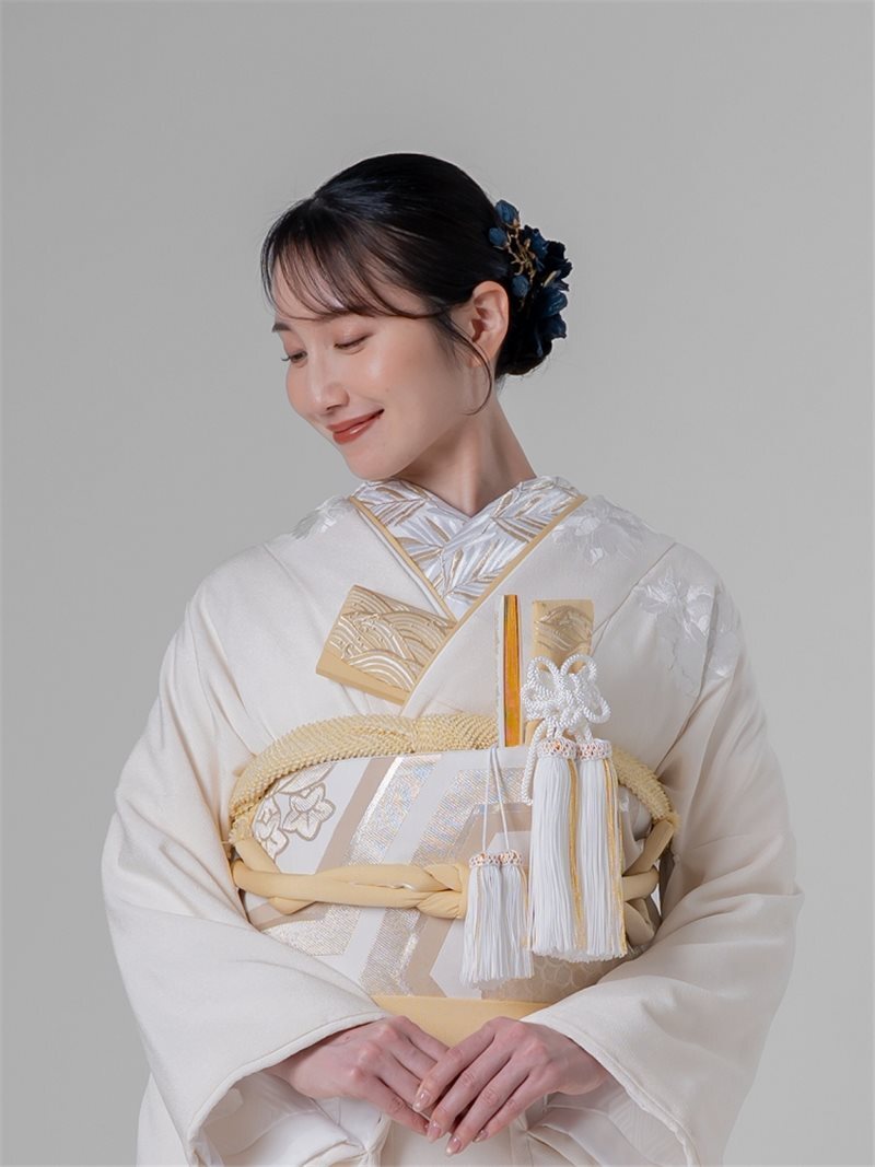 新婦 色掛下 花重ね 牡丹 