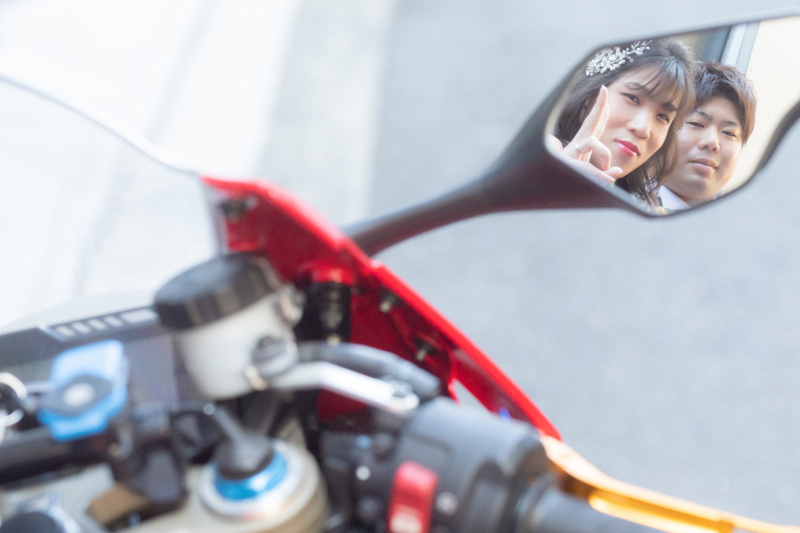 ミラーにピース