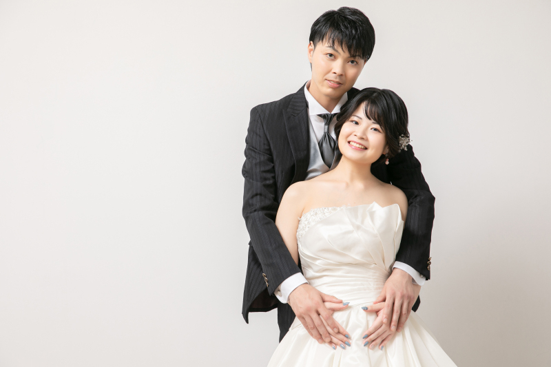 マタニティフォトウエディング(洋装1点、チャペル&スタジオ撮影)