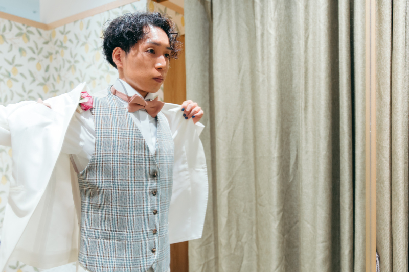 新郎メイクシーン