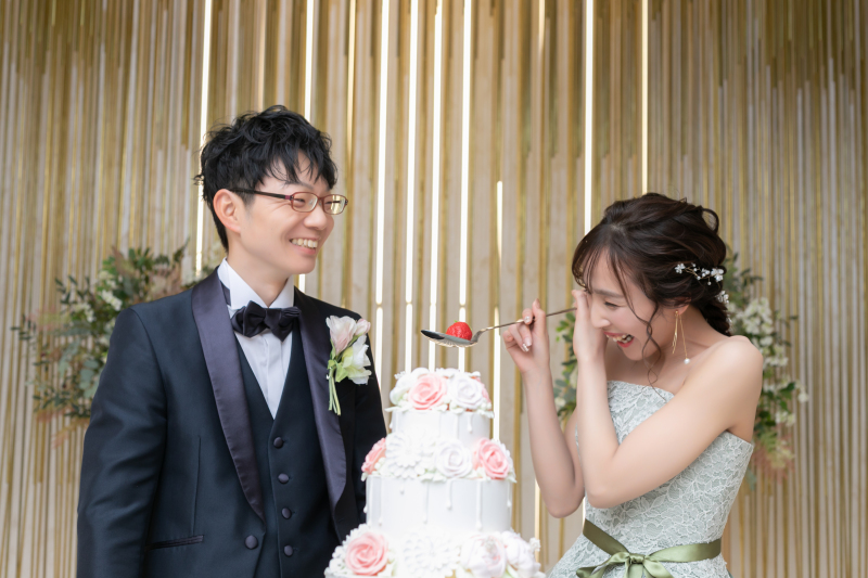 ケーキ入刀&ファーストバイト