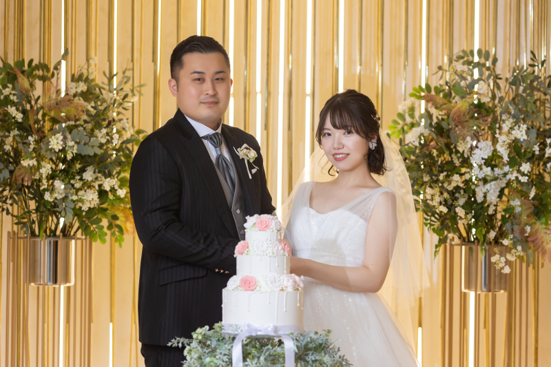 ケーキ入刀シーン