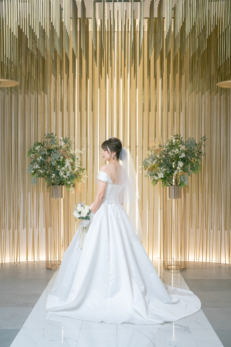 チャペルと白と