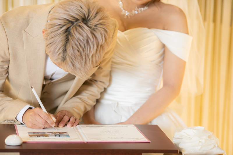 セレモニーフォト(誓約書署名)