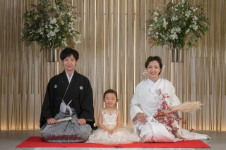 ファミリーフォトウエディング　和洋３着プラン