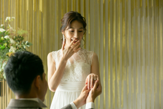 チャペルフォト　プロポーズシーン