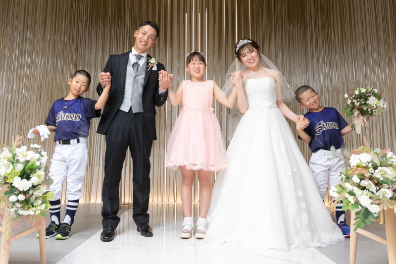 小さな結婚式 岡山店_家族・友人を撮影に呼べる