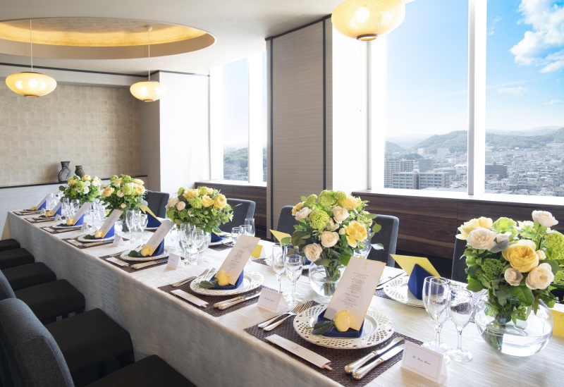 小さな結婚式 岡山店_会食ができる