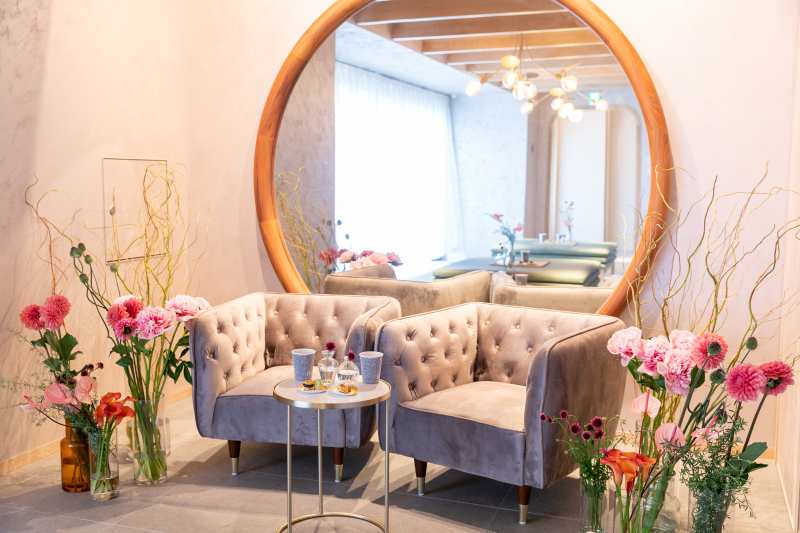 ★基本料金50%OFF★|¥92,700⇒¥58,200|【チャペル】洋装1着|100カット|プチパーティー