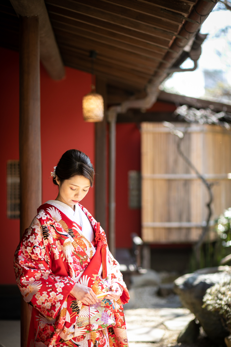 情緒あふれる軒下で