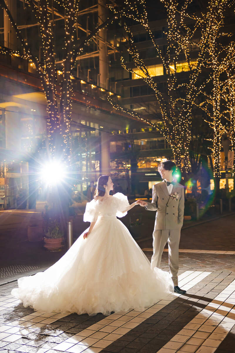 冬ならではのイルミネーションがおふたりを彩ります