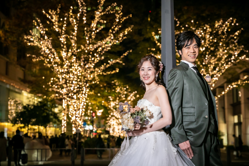 イルミネーションを背景に☆