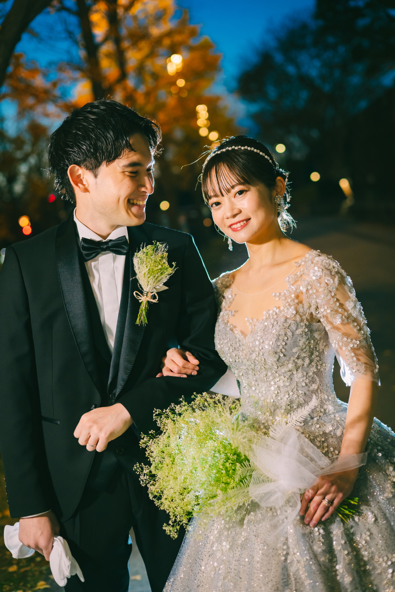 新郎様の見つめる表情が素敵です♪