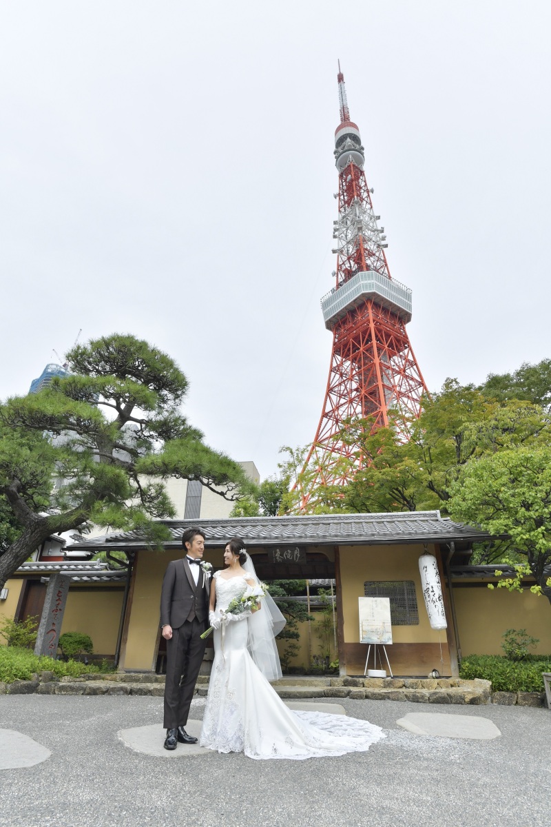 東京タワーの麓で