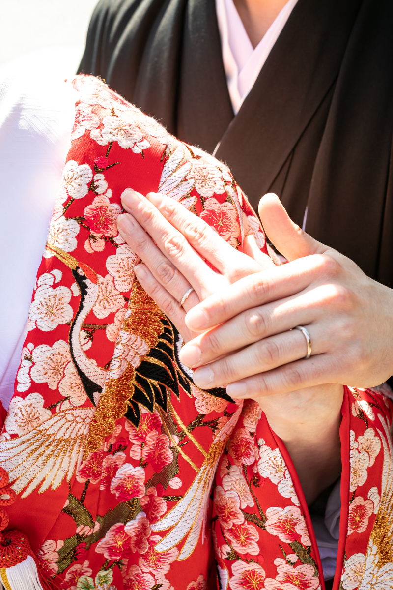 お祝いの鶴といっしょに。