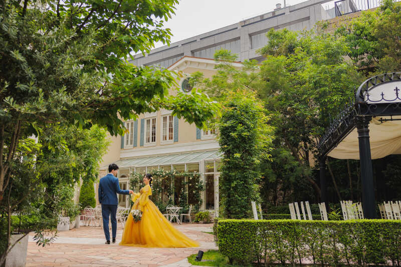 お着替えの後、ガーデンに移動して撮影再開❁