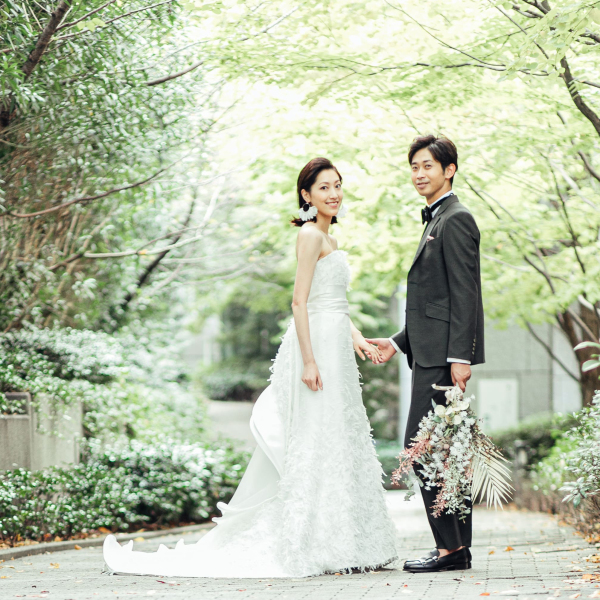 クチュールナオコ銀座本店_衣装の試着ができる