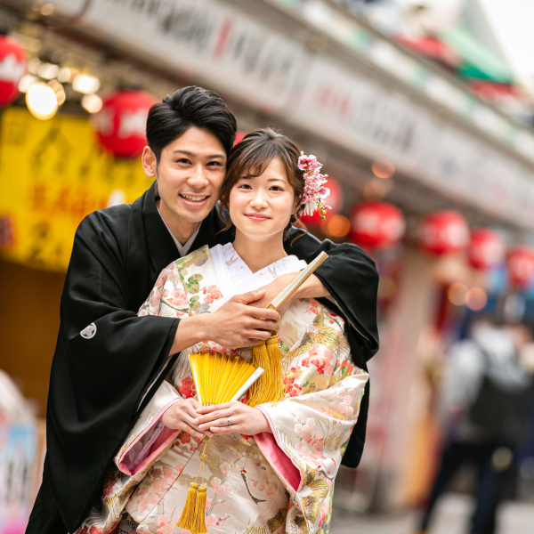 クチュールナオコ銀座本店_衣装の試着ができる