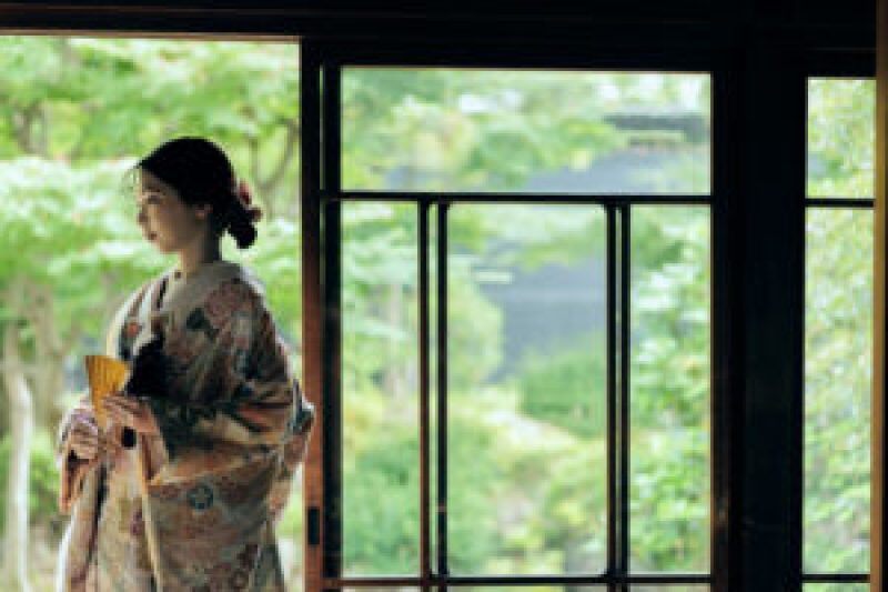 【奇跡的に残された隠れ家】財閥別邸「旧泉山吉兵衛邸」で叶える本格和装ロケ|撮影データ80カット