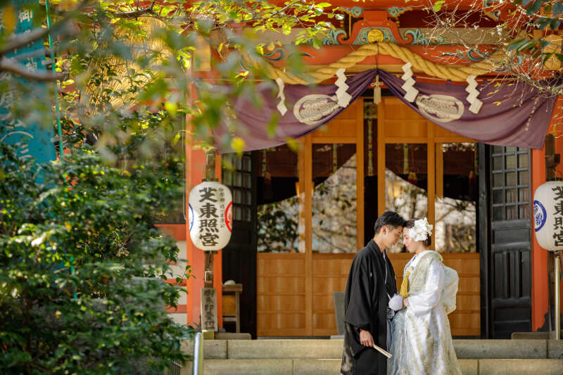 【芝東照宮＆丸の内ナイト撮影】和装＋洋装各1点プラン（撮影データ200カット）＊伝統ある神社と丸の内ナイトの人気セットプラン
