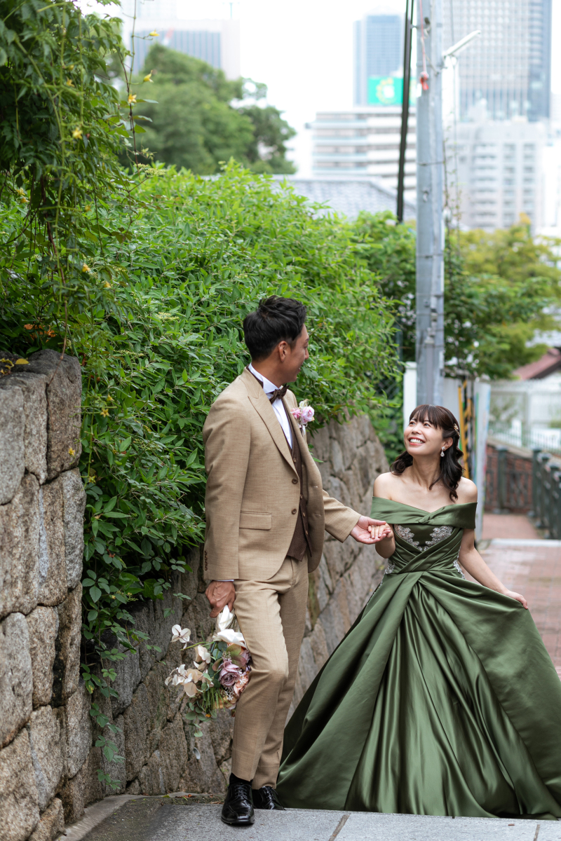 階段でエスコートするお写真♪