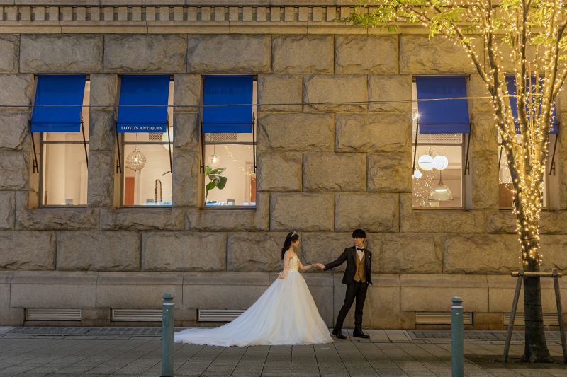 きらめく街に包まれてロマンチックに