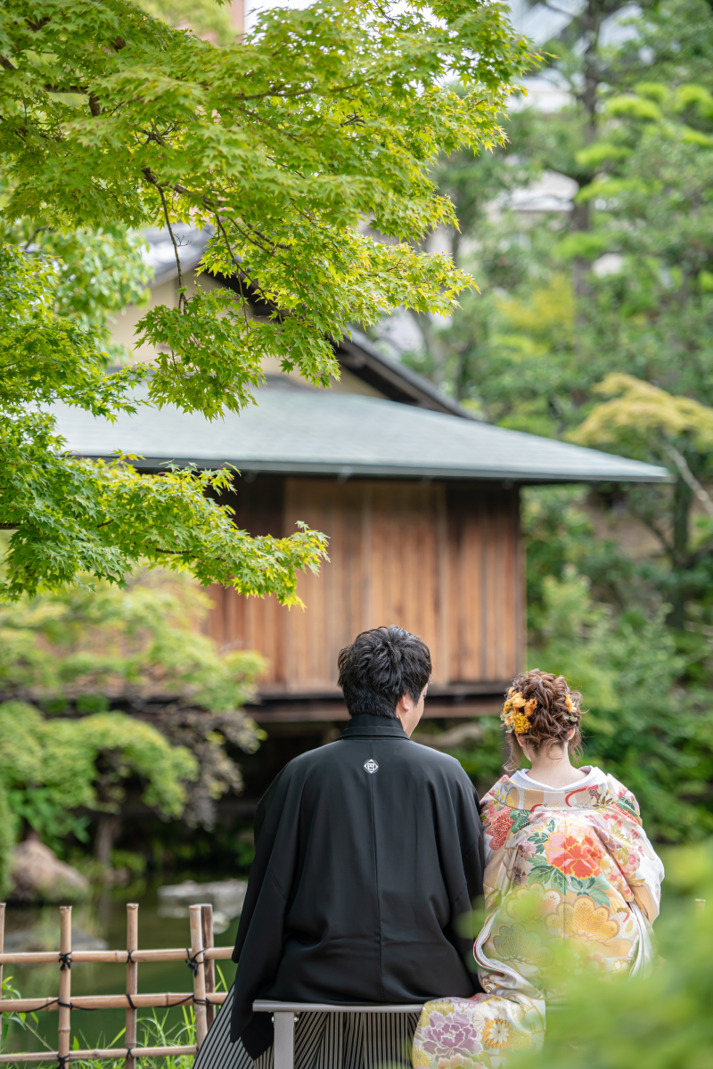 座っても美しい和装
