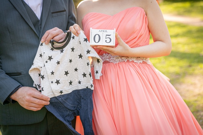 赤ちゃんの可愛いお洋服との1ショット