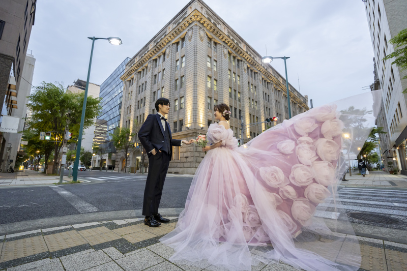 定番スポットでドレスふわっ