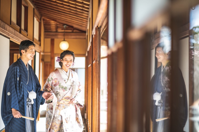 クチュールナオコ神戸店_色打掛・着物が豊富