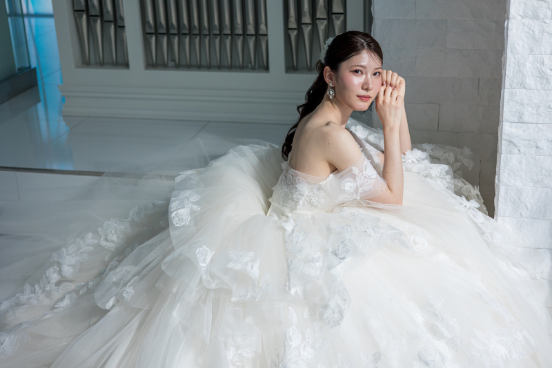 憧れのKIYOKO HATAで叶える、運命の一着