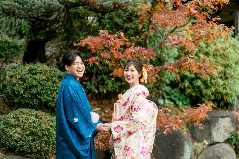 クチュールナオコ神戸店_色打掛・着物が豊富