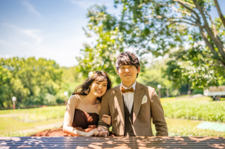 お二人の仲よさが目立つ写真