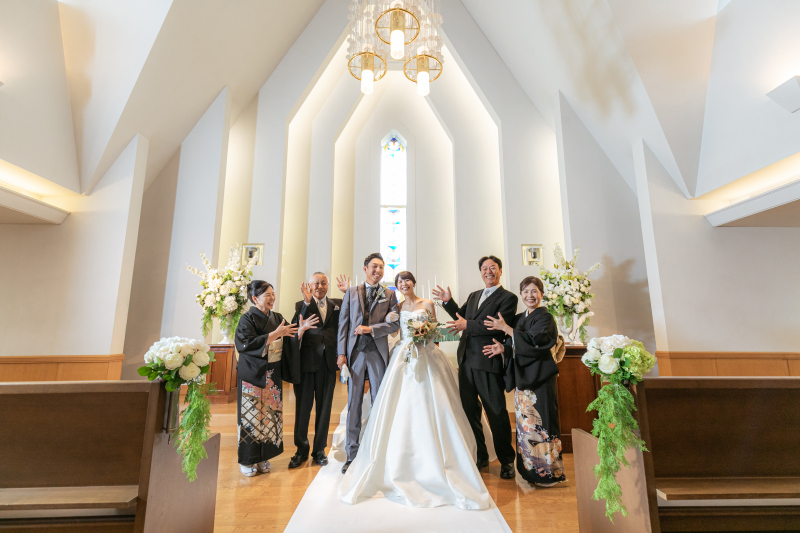 【家族みんなで記念撮影】ファミリーフォトプラン◇新郎新婦洋装&撮影データ50カット込み!