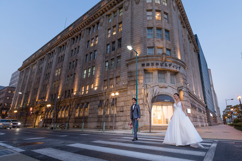 【旧居留地(ナイト)】近代建築が林立するレトロな街並み*ブランドドレスからセレクトできる洋装ロケフォトプラン+データ50カット付