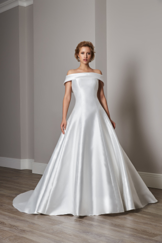 SASSI HOLFORD Elspeth