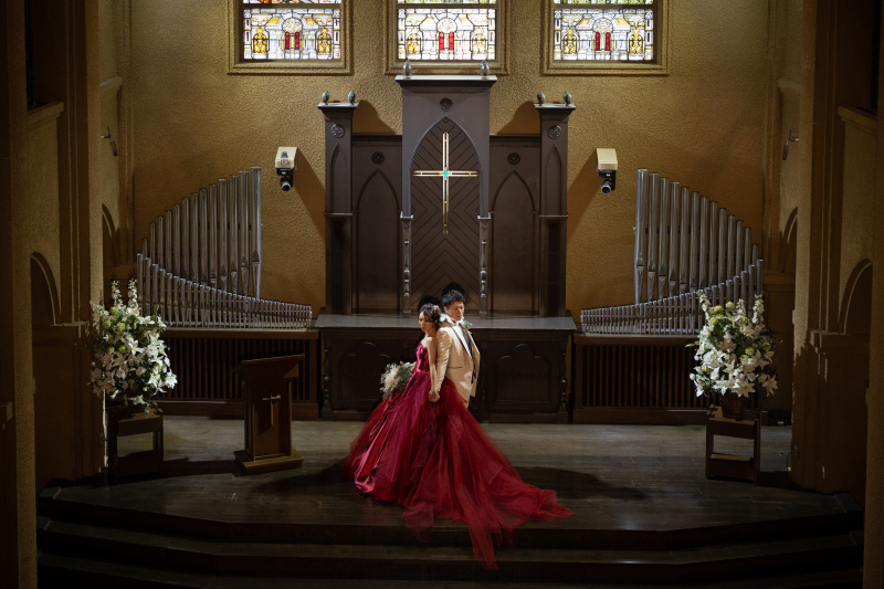 サント・ステファーノ大聖堂の厳かな空気感で…