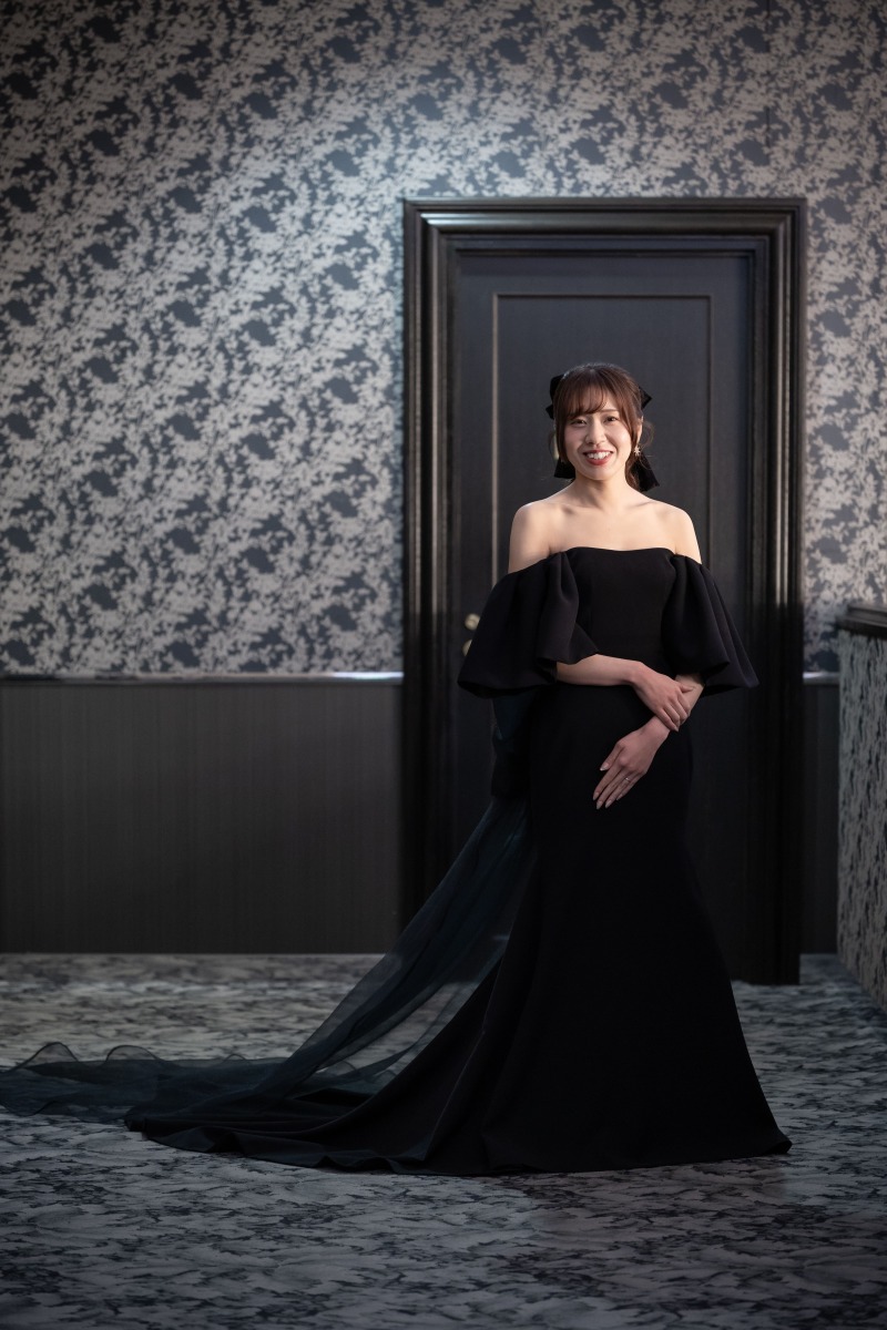 ラストはブラックのシックな1着で…*