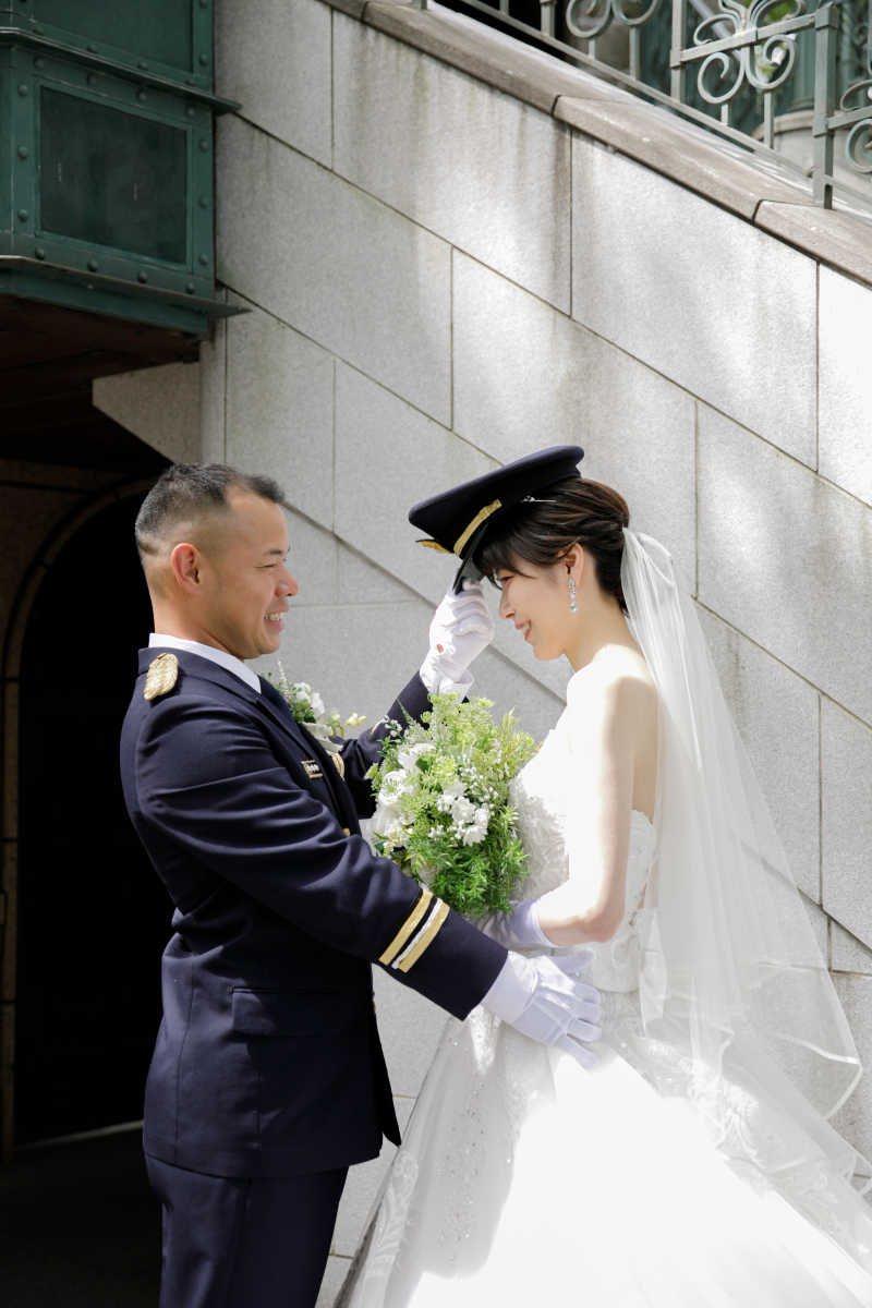 新婦さまに帽子をかぶせて♥