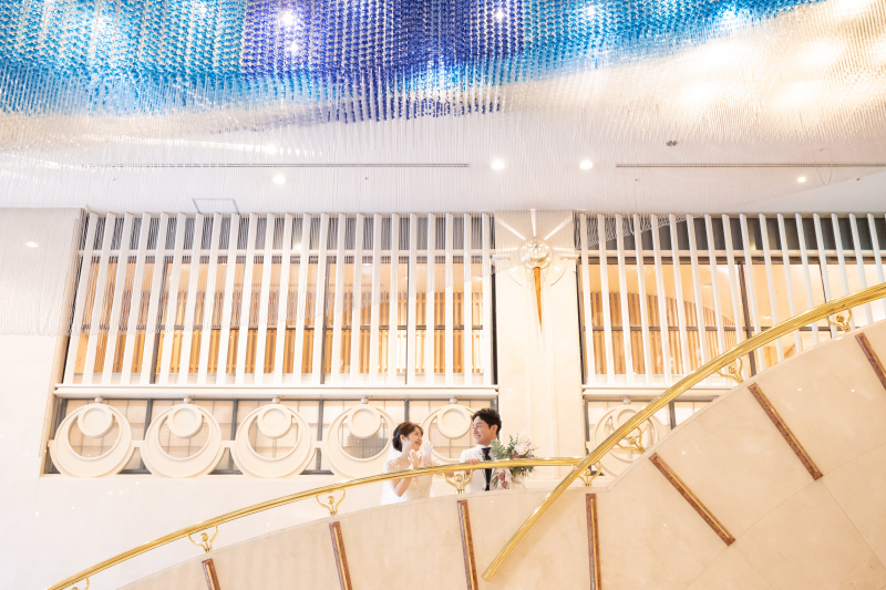 ゴールドのアーチがアクセント★