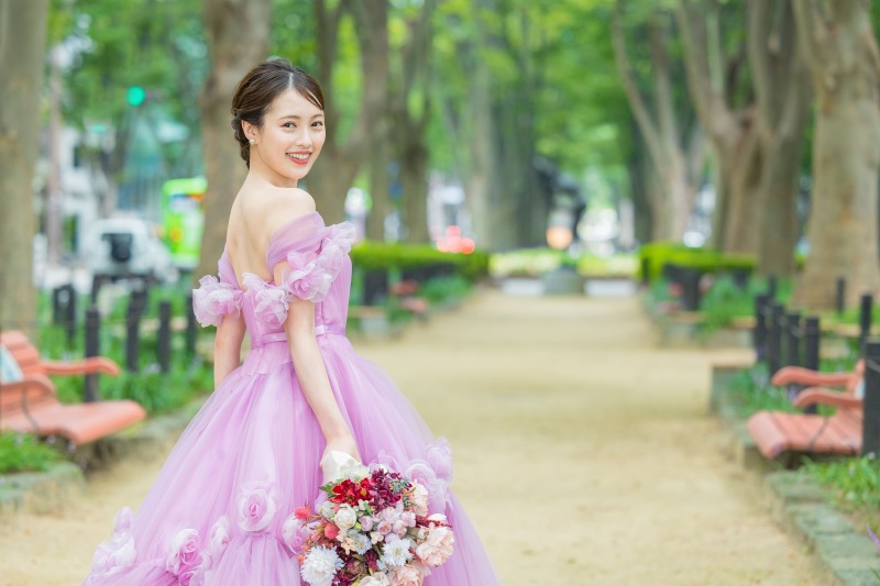 クチュールナオコ仙台店_衣装の試着ができる