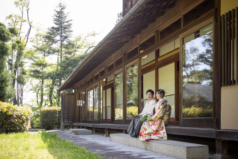 クチュールナオコ仙台店_庭園で撮影できる