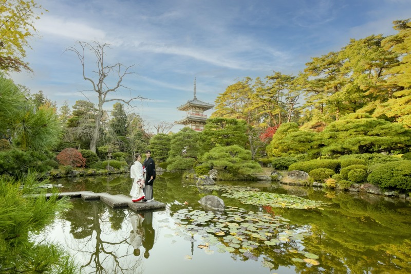 クチュールナオコ仙台店_庭園で撮影できる