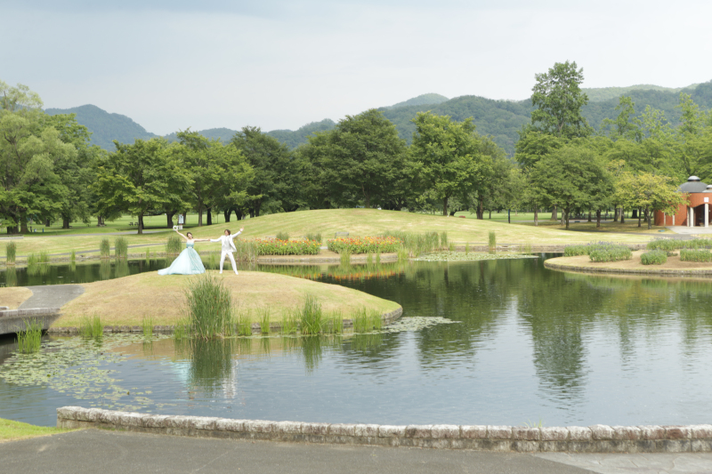 【みちのく湖畔公園】ロケーションフォトプラン*洋装&データ50カット込み