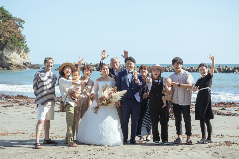 【家族や友人とファミリーフォト】七ヶ浜丨ビーチロケーションフォトプラン*洋装&データ50カット