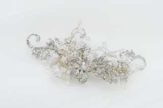 ヘッドアクセサリー