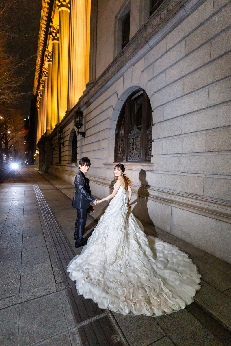 ドレスの美しさを際立たせて