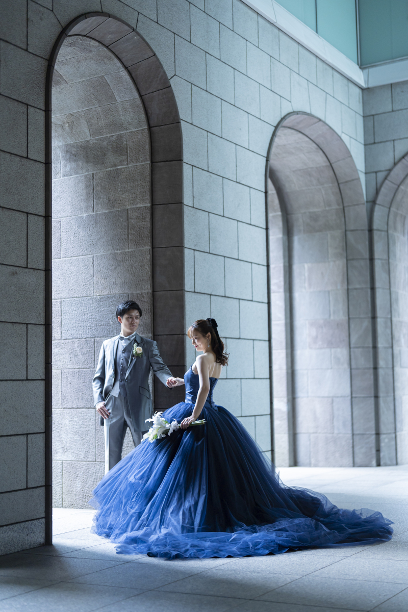 カラードレスを着て撮影開始!