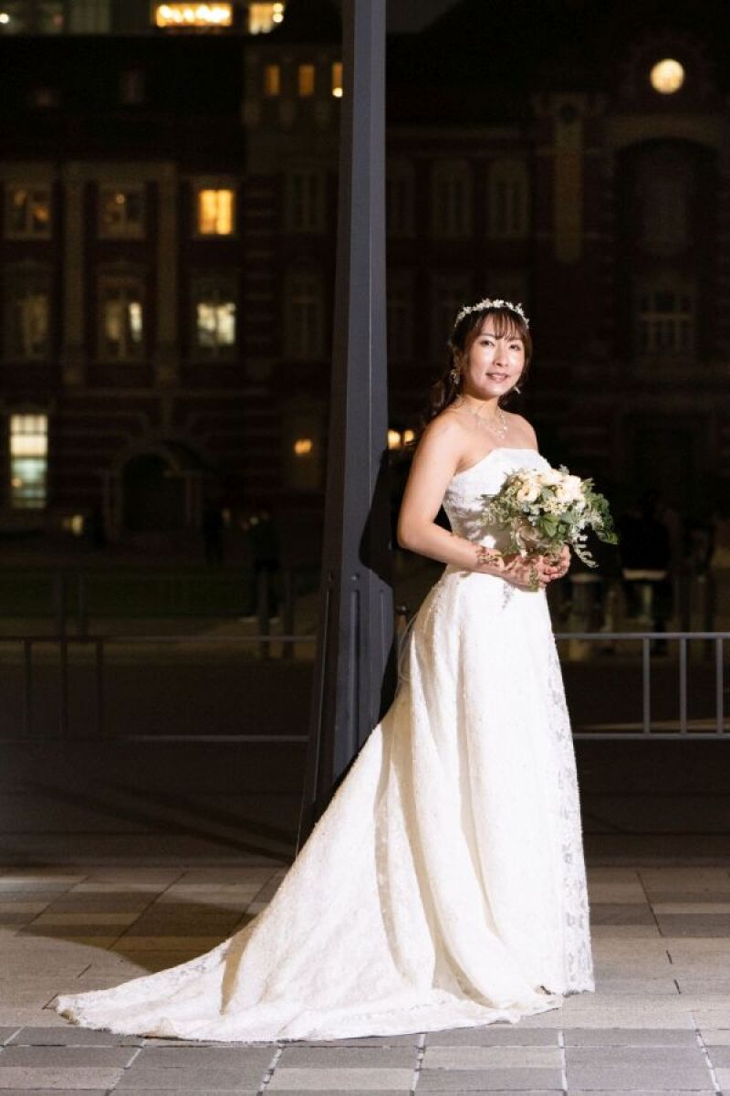 花嫁さまのドレスは