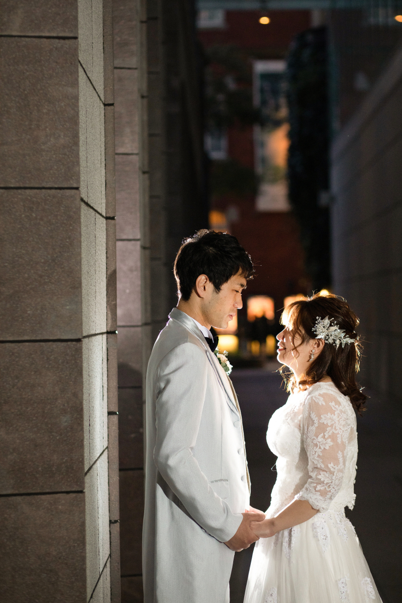 互いに見つめて